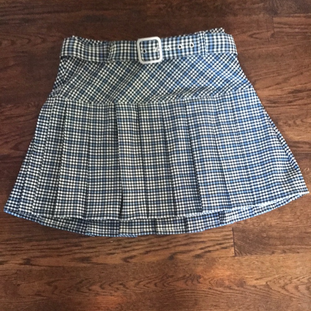 Forever 21 Women’s Plaid Pleated Skirt with Belt
